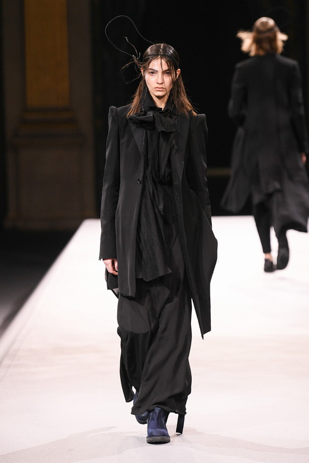Yohji Yamamoto jesień-zima 2022/2023