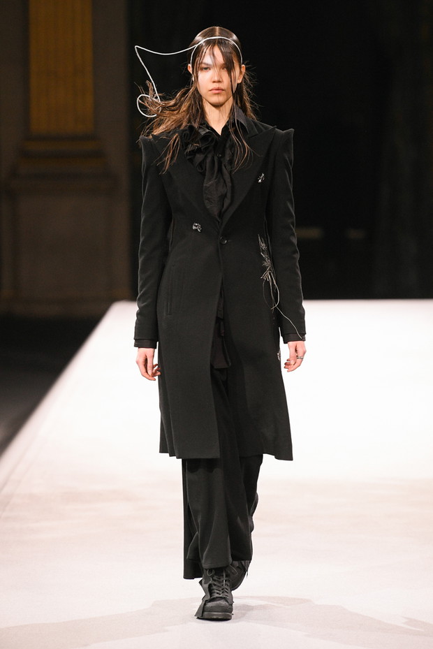 Yohji Yamamoto jesień-zima 2022/2023
