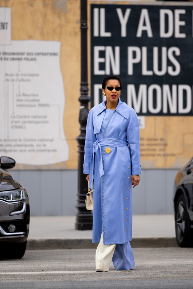 Jak noszą się teraz najbardziej stylowe dziewczyny z branży mody? Przegląd stylizacji z Paris Couture Week street style