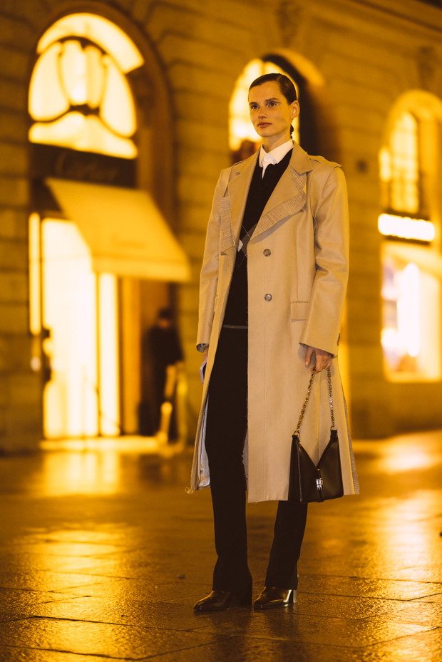 Street style po francusku. Najlepiej ubrane dziewczyny z branży na tygodniu mody męskiej w Paryżu jesień-zima 2023/2024