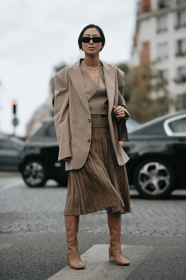 Torebki, buty i dodatki - street style z Paryża
