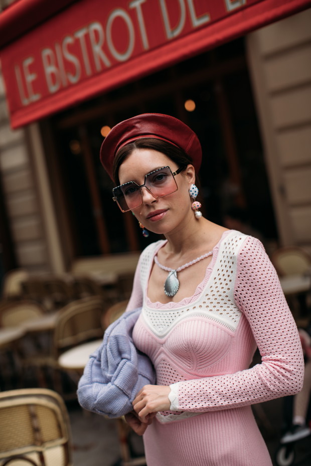 Torebki, buty i dodatki - street style z Paryża