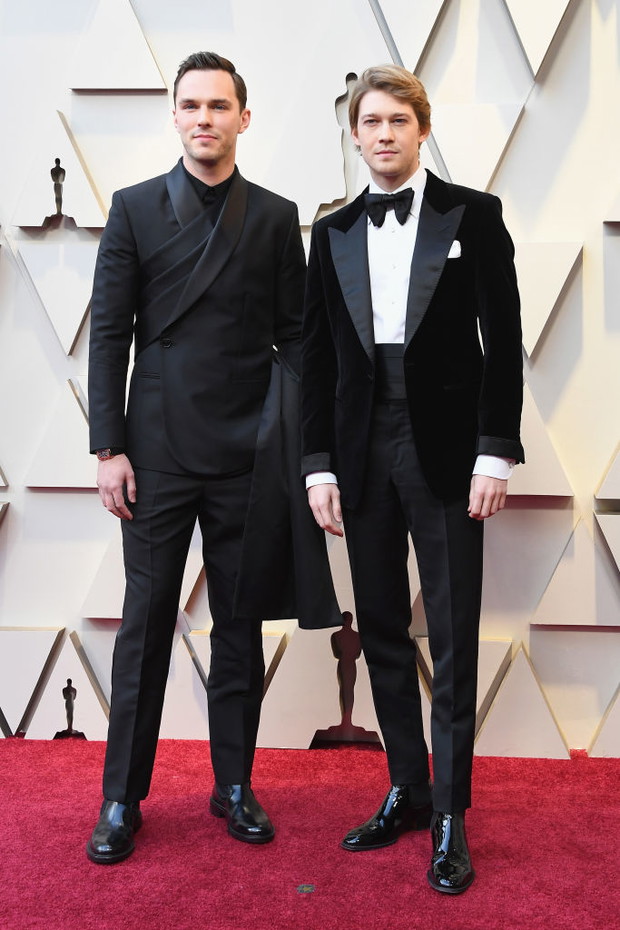 Oscary 2019: Nicholas Hoult i Joe Alwyn