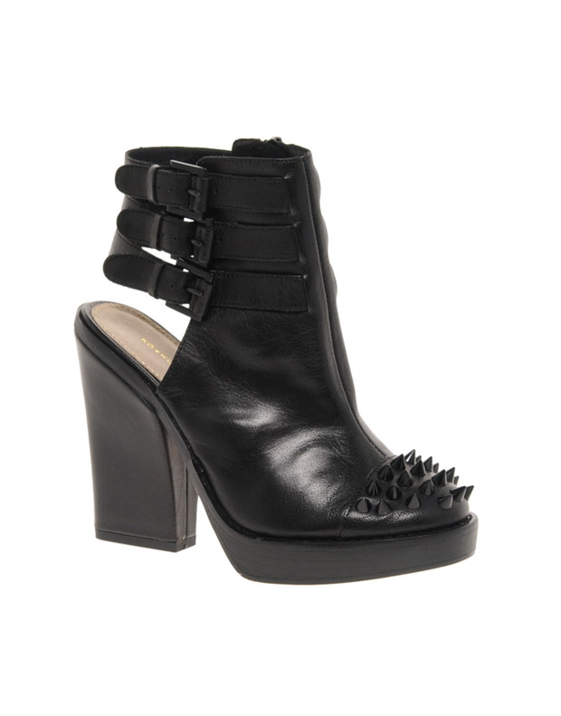 Buty cut-out