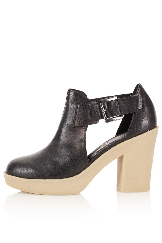 Buty cut-out