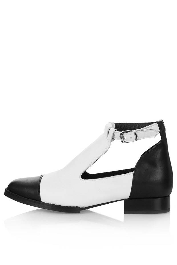 Buty cut-out