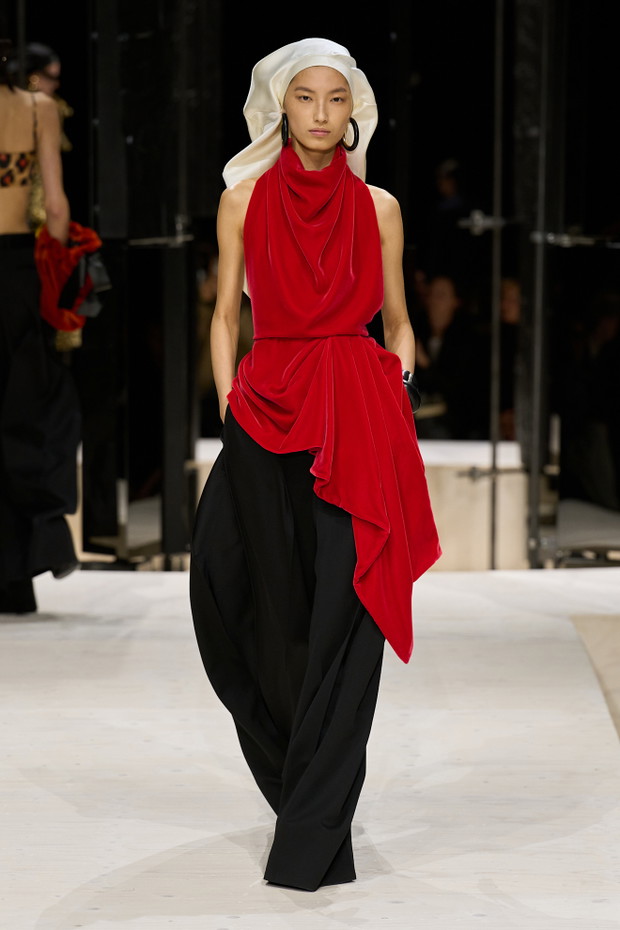 Givenchy F26