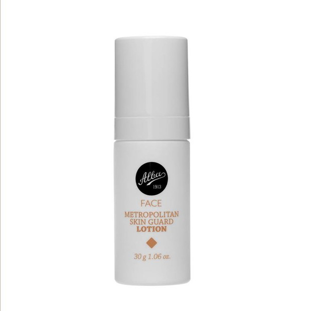 Face Metropolitan Skin Guard Concentrate i Metropolitan Skin Guard Lotion Alba 1913