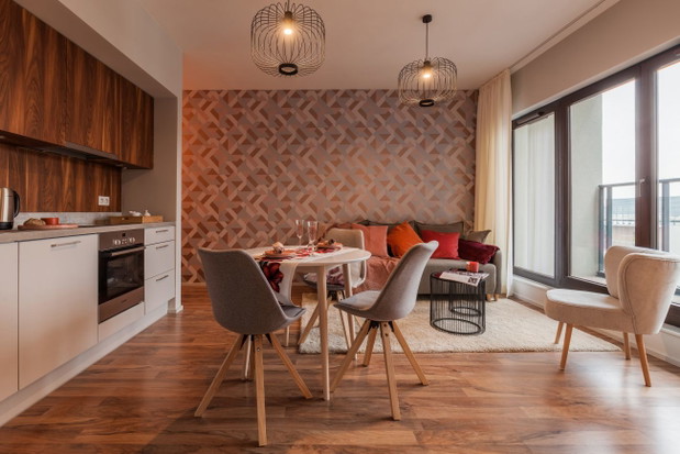 Mieszkanie w kolorze roku 2019 - Living Coral, projekt: pracownia KODO