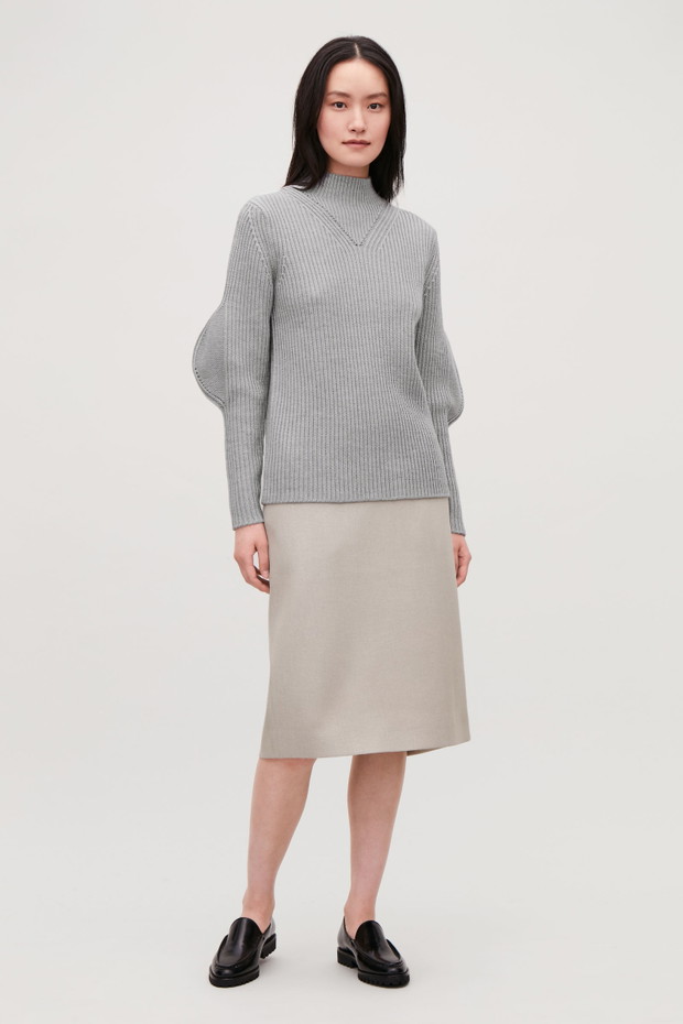 Sweter COS
