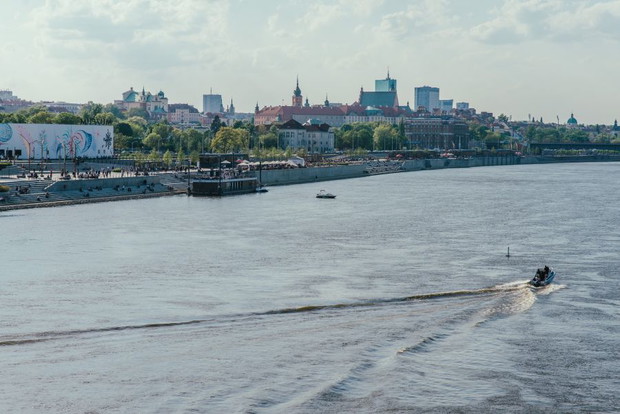 Nowa Fala, przystań w Warszawie nad Wisłą