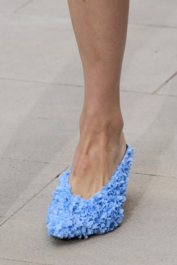 Buty marki Vanda Novak na paryskim pokazie AZ Factory