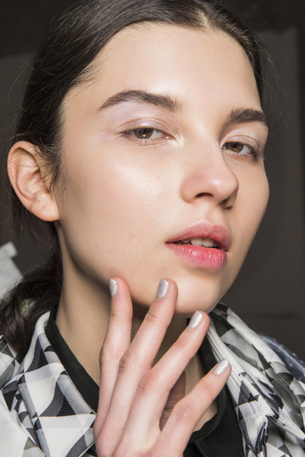 Modne paznokcie: manicure na jesień 2018. Anrealage