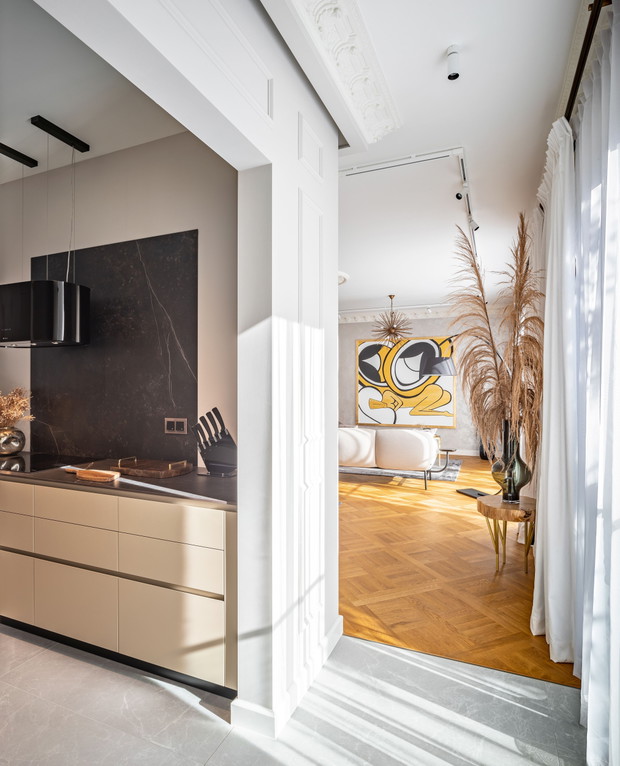 Apartament przy Foksal 13/15