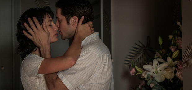 Lucas Bravo gra w „Libre” w reżyserii Mélanie Laurent