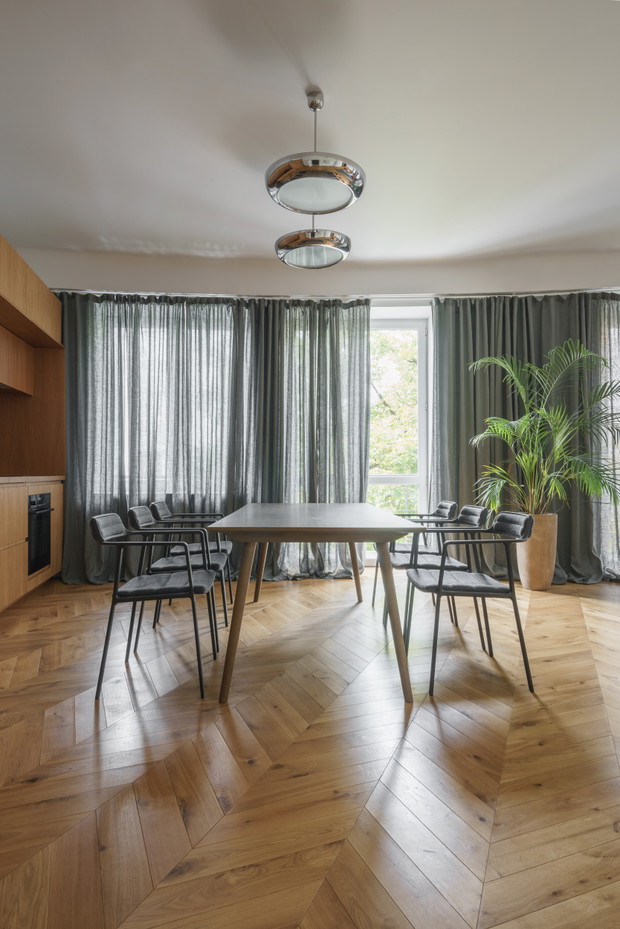 Vintage mieszkanie na warszawskiej Ochocie, projekt: Loft Kolasiński