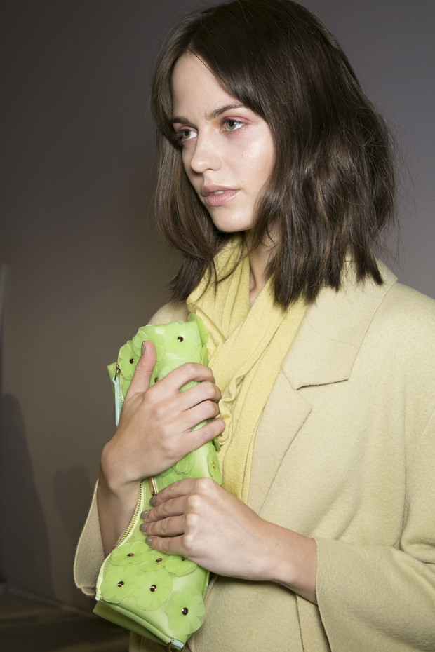 Backstage pokazu Burberry wiosna-lato 2014