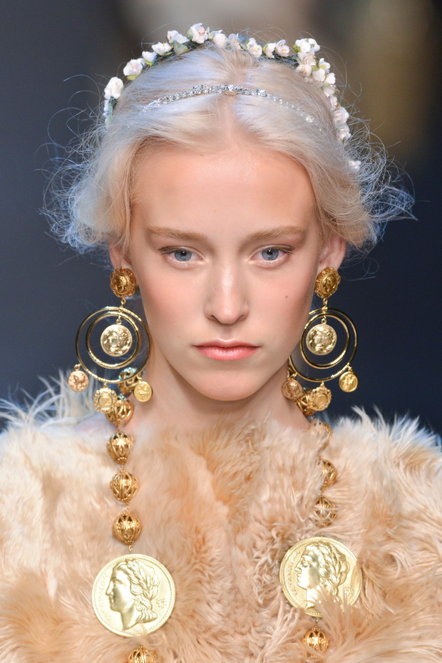 Buty, torebki i dodatki z pokazu Dolce & Gabbana SS14