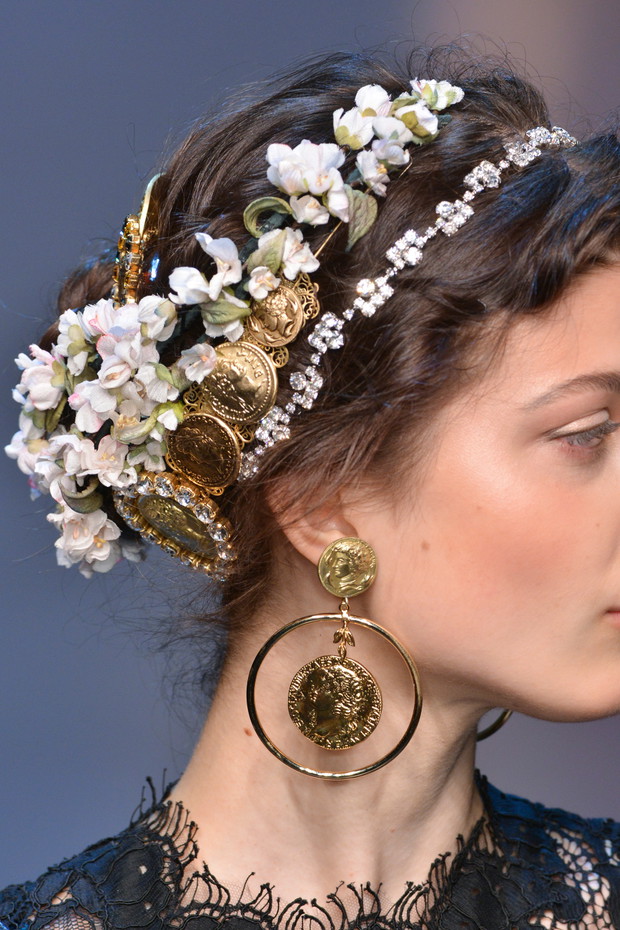 Buty, torebki i dodatki z pokazu Dolce & Gabbana SS14