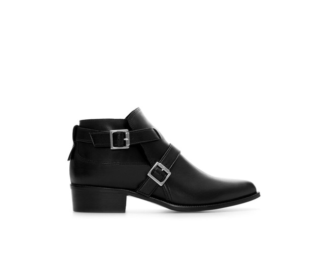 Buty na jesień: sztyblety i botki