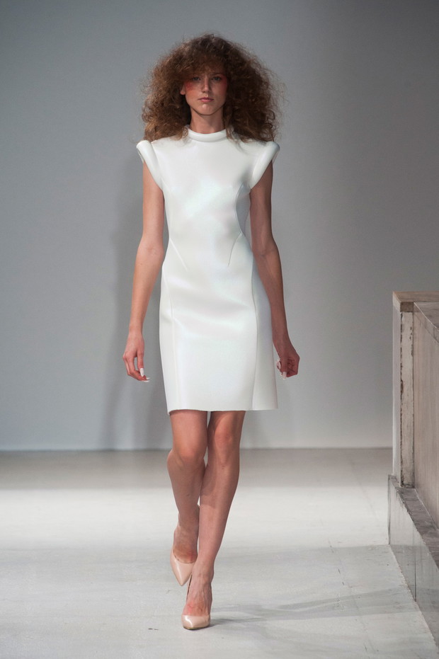 Gosia Baczyńska na Paris Fashion Week - pokaz wiosna-lato 2014