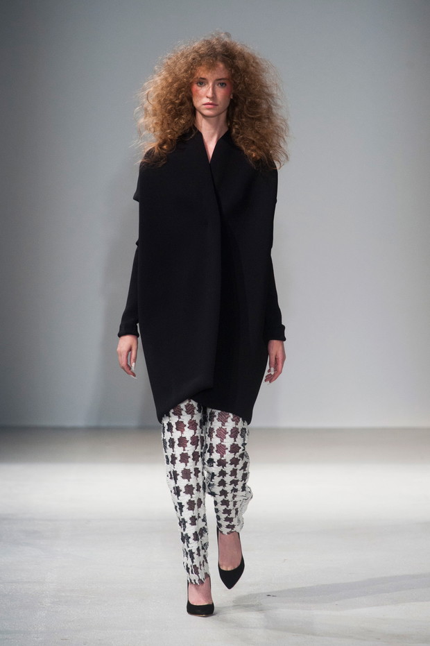 Gosia Baczyńska na Paris Fashion Week - pokaz wiosna-lato 2014