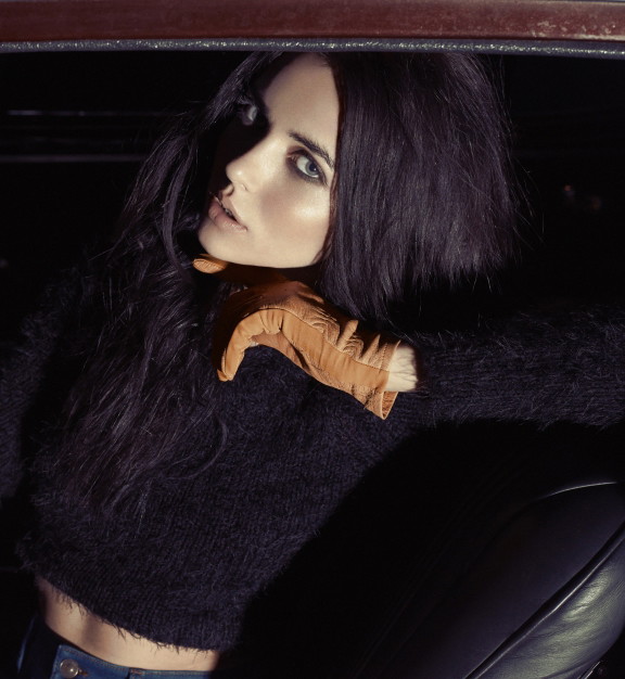 Marcela Leszczak w sesji dla Confashion Magazine