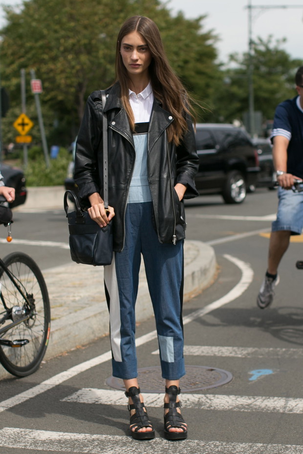 Street fashion - top modelki prywatnie: Marine Deleeuw, fot. Imaxtree X