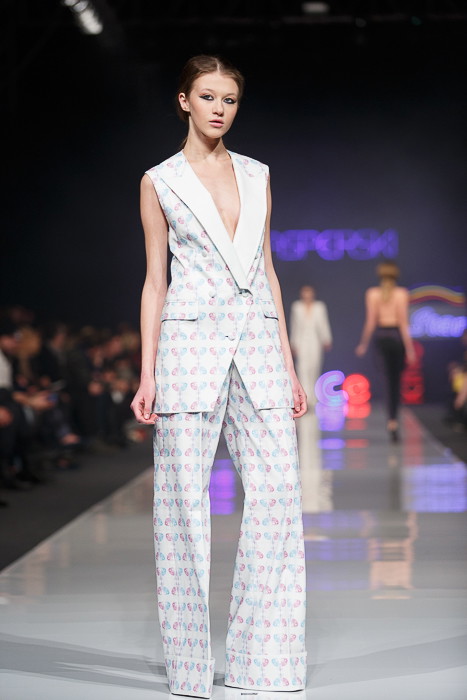 Fashion Week Poland: Grzegorz Kasperski wiosna-lato 2014