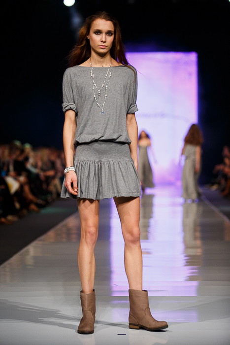 Fashion Week Poland: Natalia Jaroszewska wiosna-lato 2014