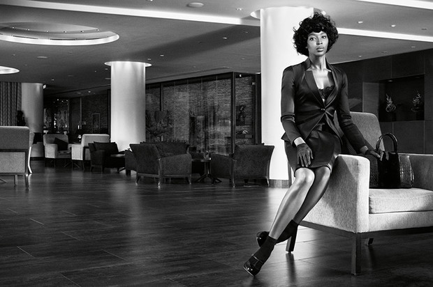 Elegancka Naomi Campbell w W Magazine