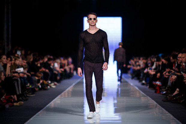 Fashion Week Poland: Wojtek Haratyk wiosna-lato 2014