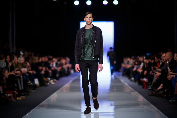 Fashion Week Poland: Wojtek Haratyk wiosna-lato 2014