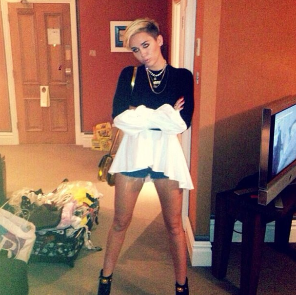 Miley Cyrus - stylizacje gwiazdy