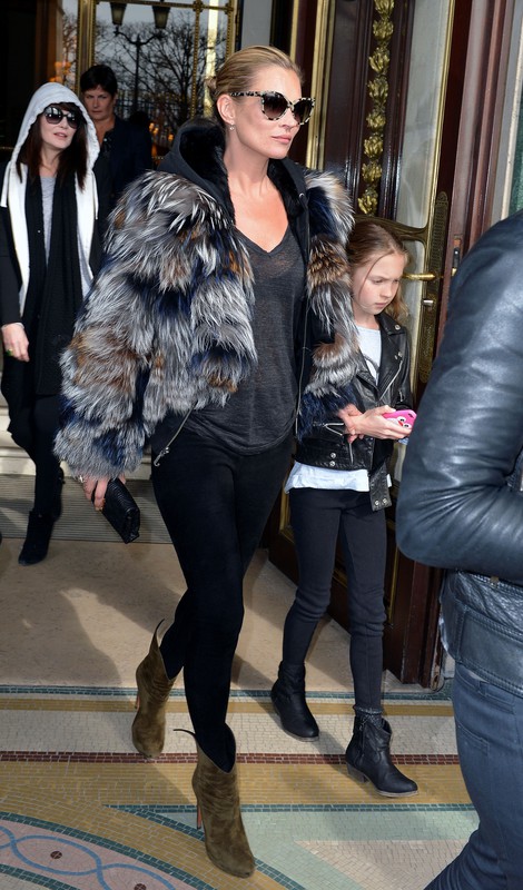 40. najlepszych stylizacji na 40.urodziny Kate Moss!