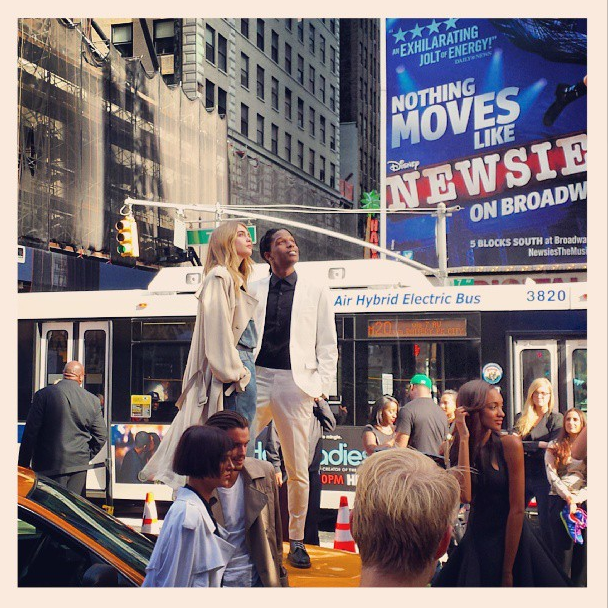Cara Delevingne, Jourdan Dunn, A$AP Rocky dla DKNY