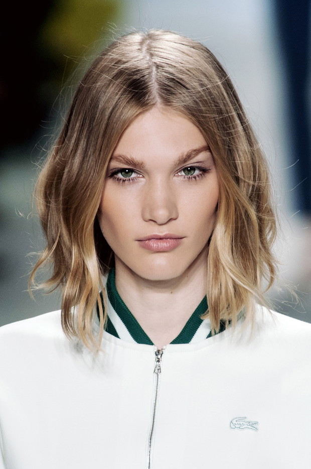 Fryzury wiosna lato 2014: modny bob