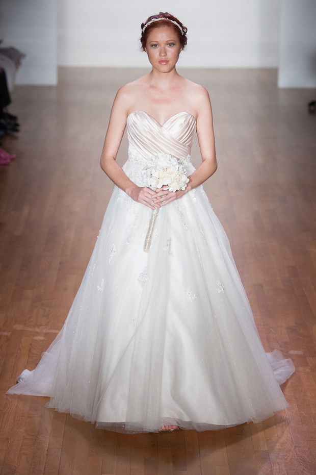 Suknie ślubne 2014: Alfred Angelo jesień 2014