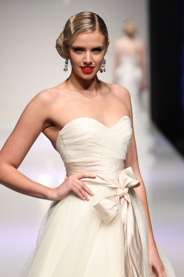 Suknie ślubne 2014: Stephanie Allin wiosna - lato 2014