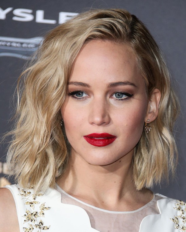 Fryzury gwiazd: Jennifer Lawrence