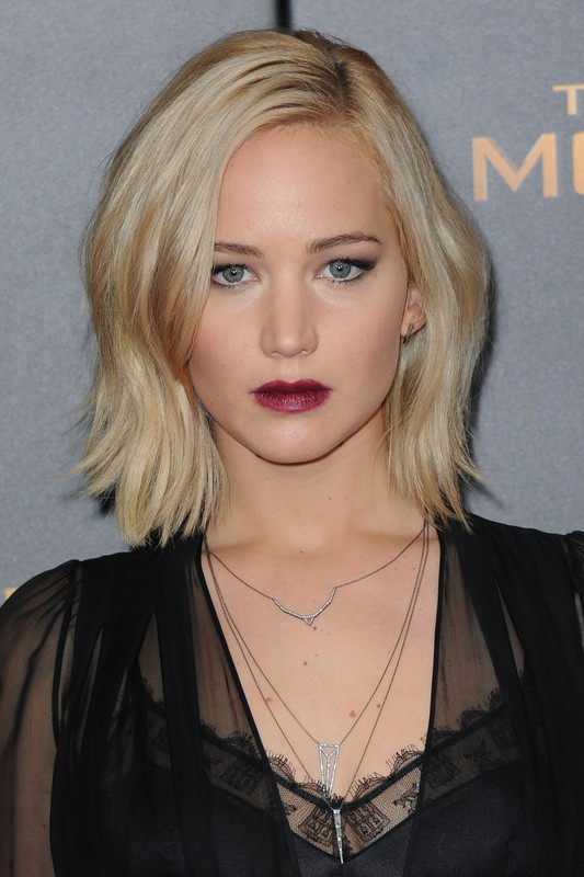 Fryzury gwiazd: Jennifer Lawrence