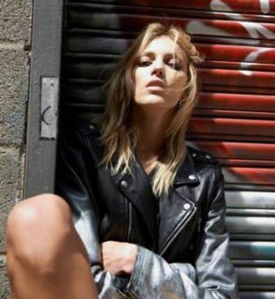 Anja Rubik dla BLK DNM