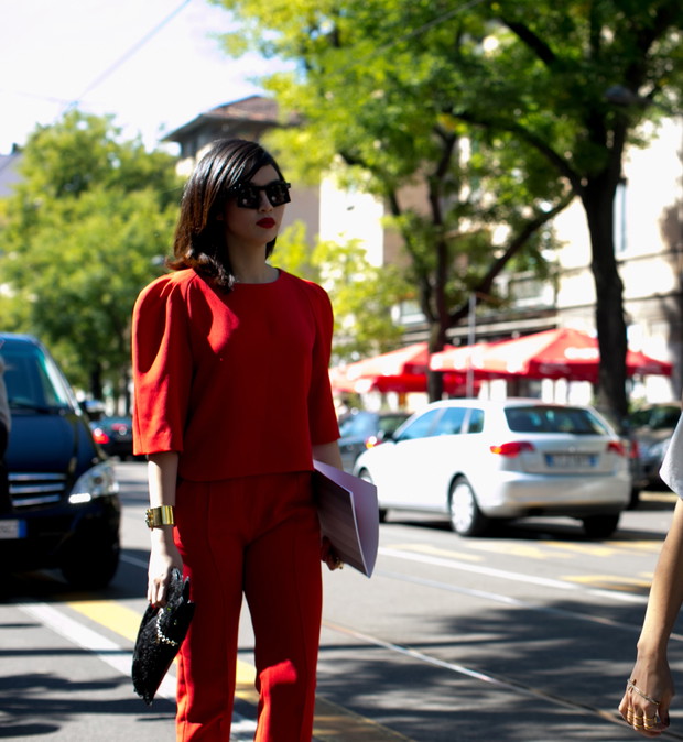Kolorowe spodnie - trendy wiosna lato 2014