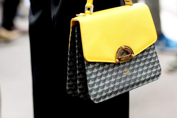 Street fashion: buty i akcesoria gości na pokazach haute couture FW14