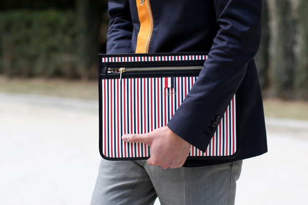 Street fashion: buty i akcesoria gości na pokazach FW SS15
