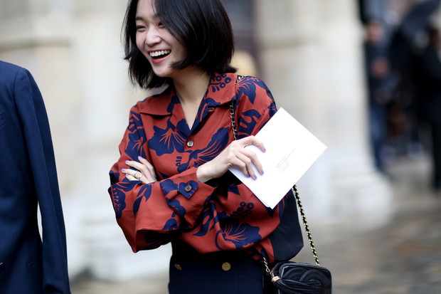 Street fashion: buty i akcesoria gości na pokazach FW SS15
