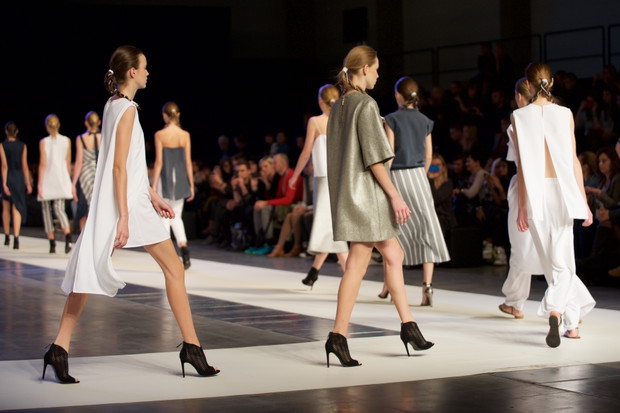 Fashion Week Poland: Magda Floryszczyk wiosna-lato 2015