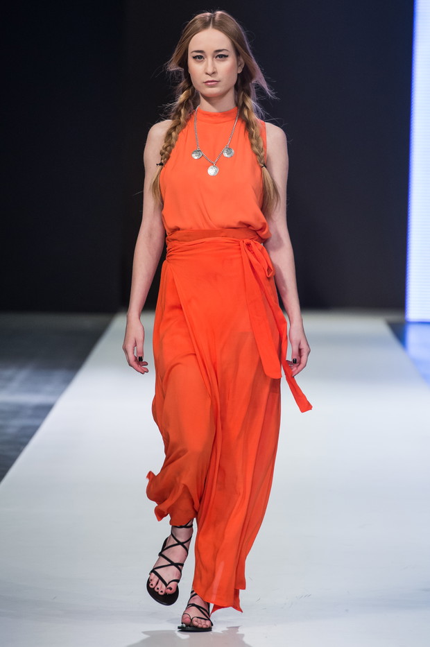 Fashion Week Poland: Natasha Pavluchenko wiosna-lato 2015
