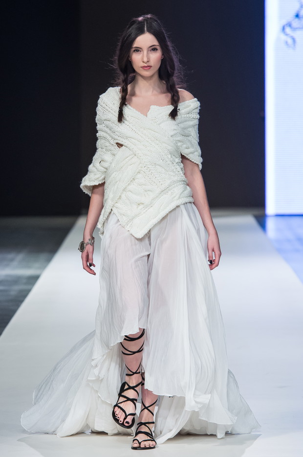 Fashion Week Poland: Natasha Pavluchenko wiosna-lato 2015