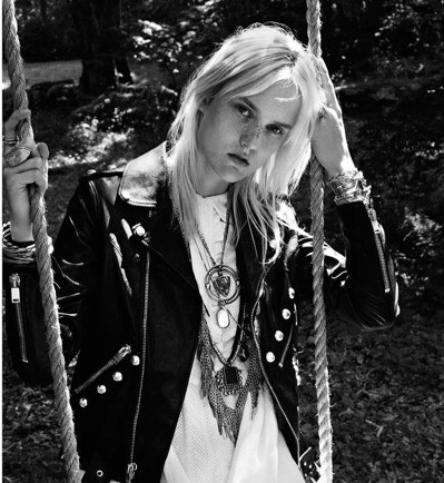 Kampania Saint Laurent Paris wiosna-lato 2015 WIĘCEJ ZDJĘĆ